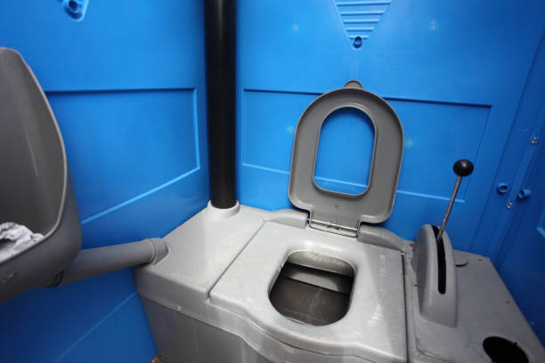 Best Standard Portable Toilet Rental in Lindale, GA